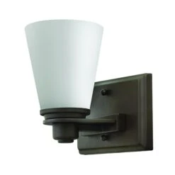 Hinkley Lighting Avon 7 Inch Wall Sconce